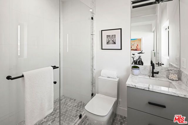 11961 Dorothy Street 2, Los Angeles, CA 90049