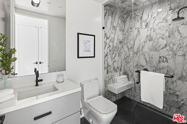 11961 Dorothy Street 2, Los Angeles, CA 90049