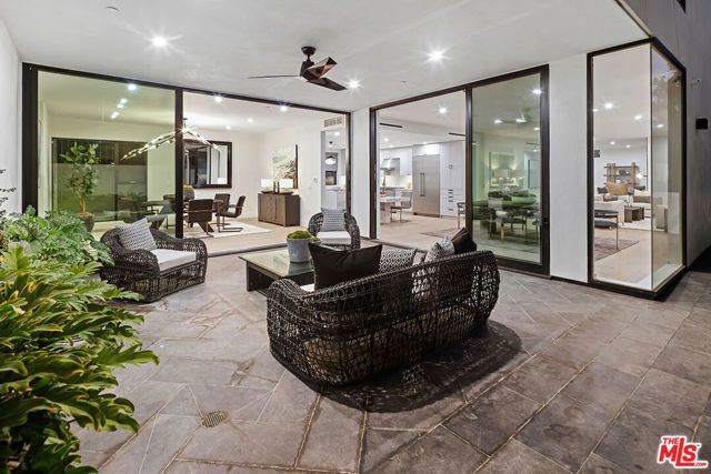 11961 Dorothy Street 2, Los Angeles, CA 90049