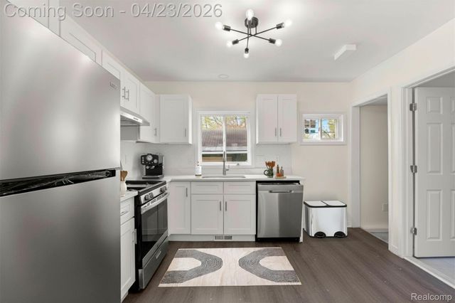 26045 Eton Avenue, Dearborn Heights, MI 48125