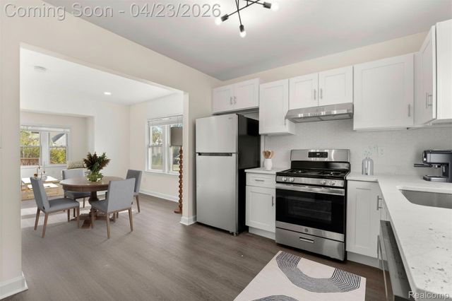 26045 Eton Avenue, Dearborn Heights, MI 48125