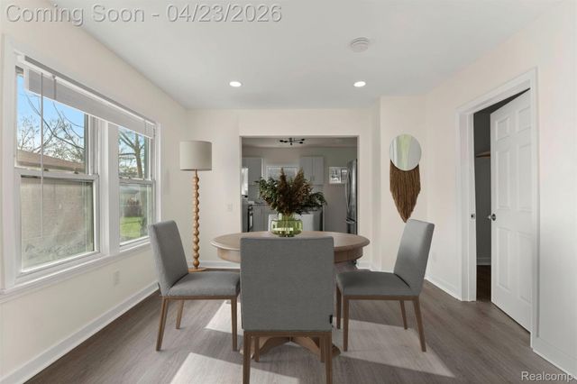 26045 Eton Avenue, Dearborn Heights, MI 48125