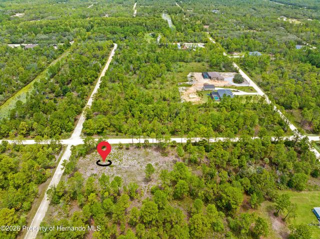 10052 Yellowbird Avenue, Weeki Wachee, FL 34614