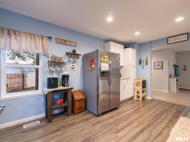 1204 ANN ELIZA Street, Pekin, IL 61554