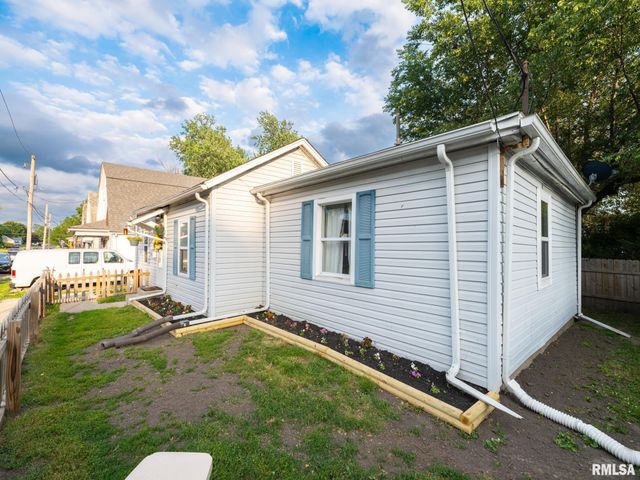 1204 ANN ELIZA Street, Pekin, IL 61554