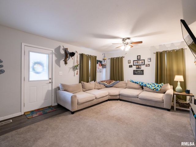1204 ANN ELIZA Street, Pekin, IL 61554