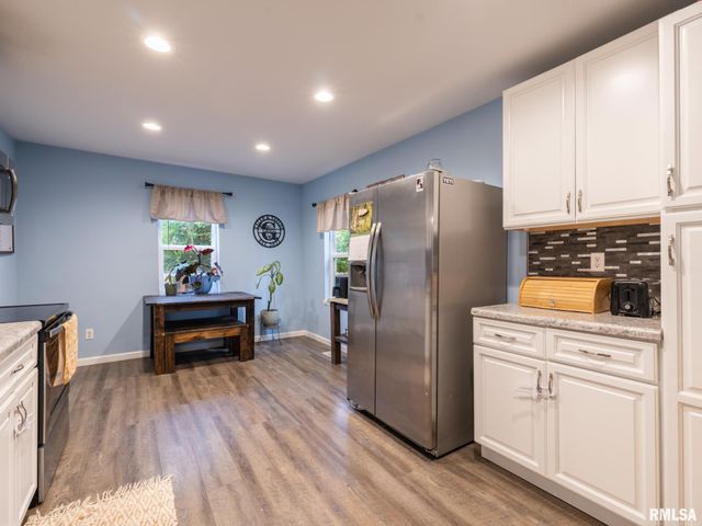 1204 ANN ELIZA Street, Pekin, IL 61554