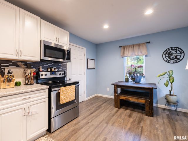 1204 ANN ELIZA Street, Pekin, IL 61554