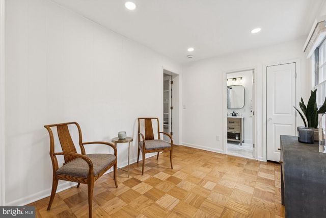 425 N NORWOOD ST, Arlington, VA 22203