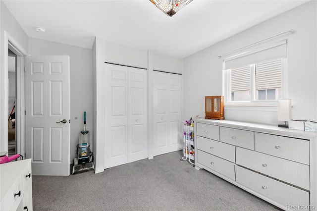 30533 Hiveley Street, Westland, MI 48186