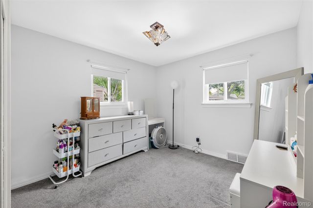 30533 Hiveley Street, Westland, MI 48186