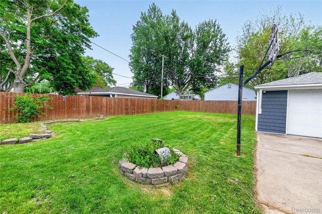 30533 Hiveley Street, Westland, MI 48186