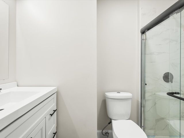 7604 N 2nd Street, Machesney Park, IL 61115