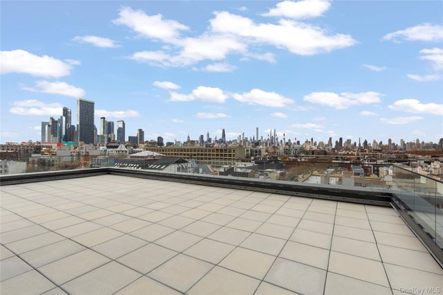 35-01 36th Avenue, Astoria, NY 11106