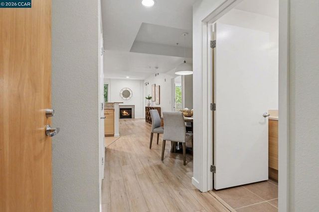 1655 N California Blvd. 242, Walnut Creek, CA 94596