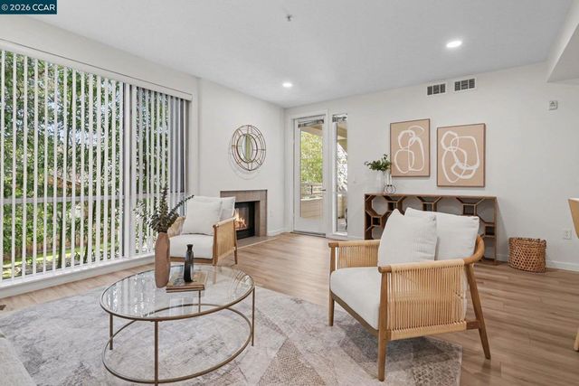 1655 N California Blvd. 242, Walnut Creek, CA 94596