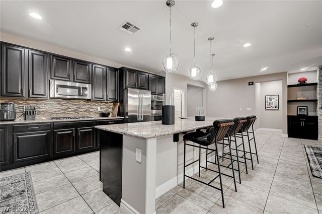6836 Dayton Flyer Street, Las Vegas, NV 89149