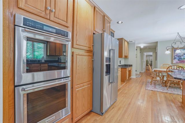 2 Windsor Lane, Cornwall, NY 12518