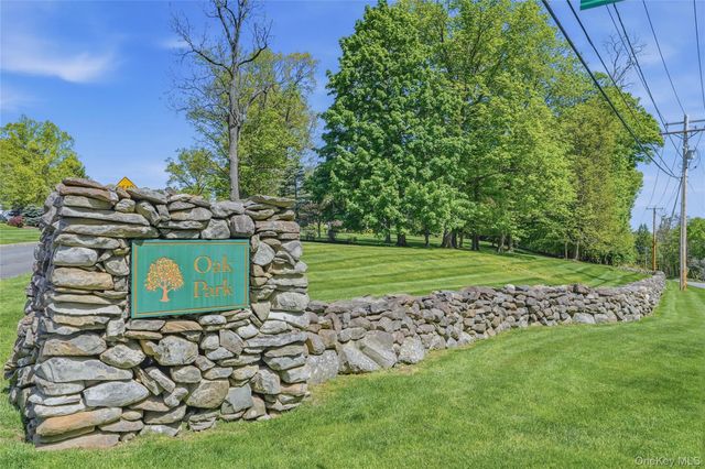 2 Windsor Lane, Cornwall, NY 12518