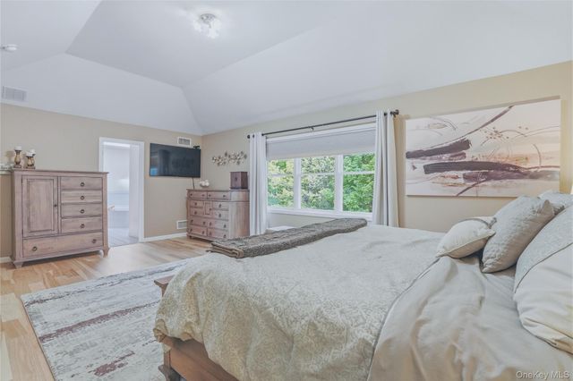 2 Windsor Lane, Cornwall, NY 12518