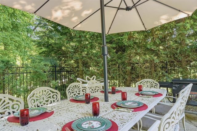 2 Windsor Lane, Cornwall, NY 12518