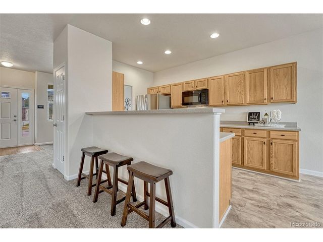 8352 James Creek Dr, Colorado Springs, CO 80924