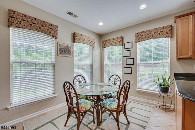 2104 Avery Ct 2104, Franklin Twp., NJ 08873