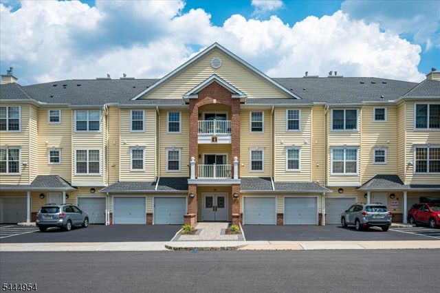 2104 Avery Ct 2104, Franklin Twp., NJ 08873