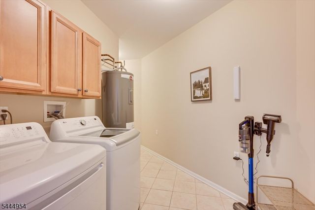 2104 Avery Ct 2104, Franklin Twp., NJ 08873