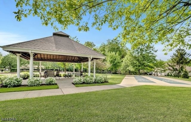 2104 Avery Ct 2104, Franklin Twp., NJ 08873