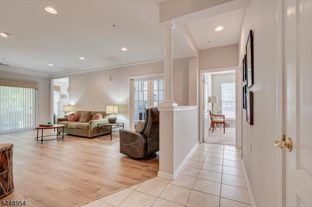 2104 Avery Ct 2104, Franklin Twp., NJ 08873