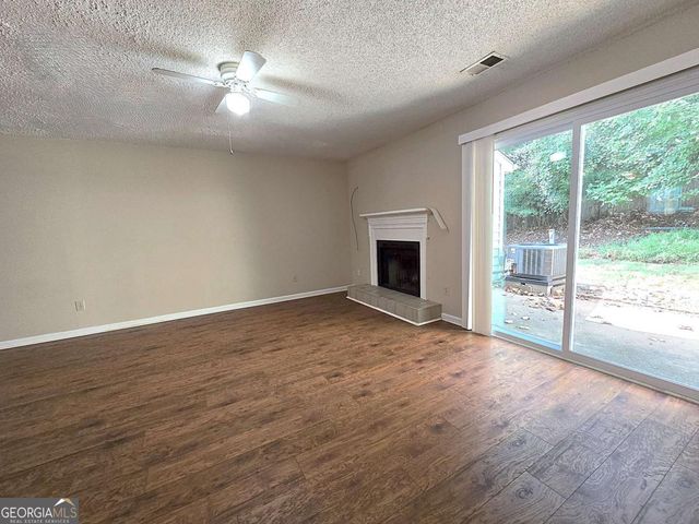 227 Quail Run, Roswell, GA 30076