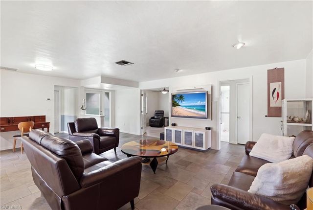6561 E Town And River RD, Fort Myers, FL 33919