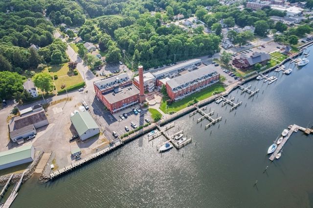 45 Main St 112, Wareham, MA 02571