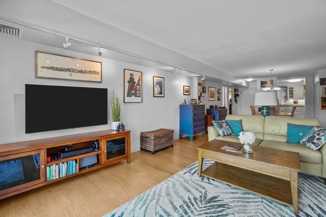 45 Main St 112, Wareham, MA 02571