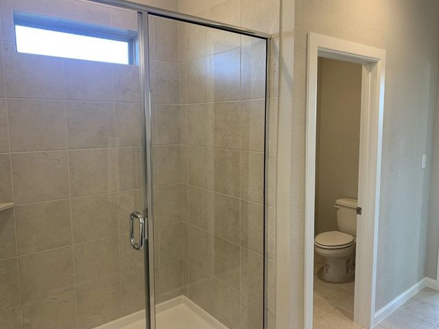 1821 LEO Drive, Van Alstyne, TX 75495