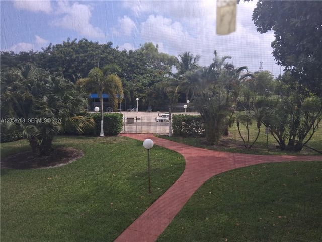 4400hillcrest Hillcrest DR 201B, Hollywood, FL 33021
