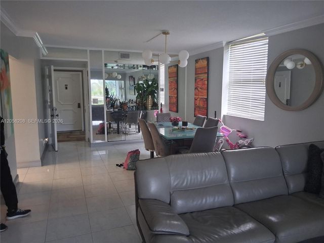 4400hillcrest Hillcrest DR 201B, Hollywood, FL 33021