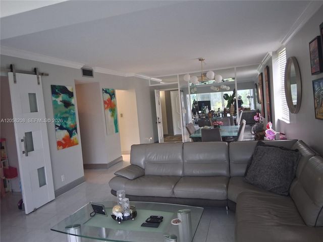 4400hillcrest Hillcrest DR 201B, Hollywood, FL 33021