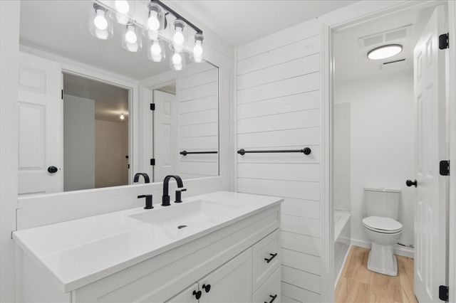 715 Skynob Drive, Ann Arbor, MI 48105