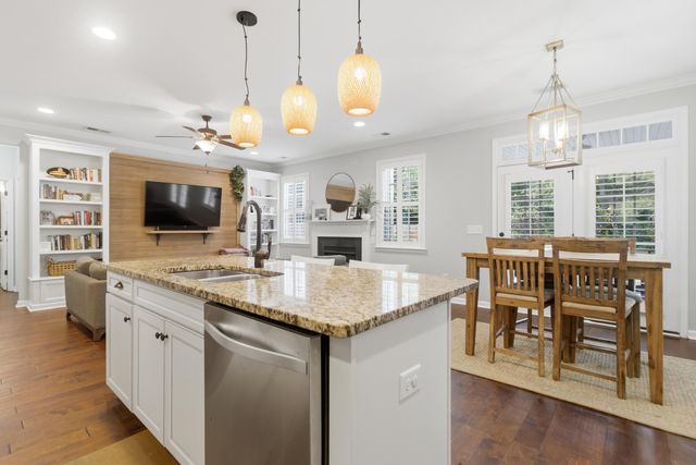 114 Carriage Hill Place, Wando, SC 29492