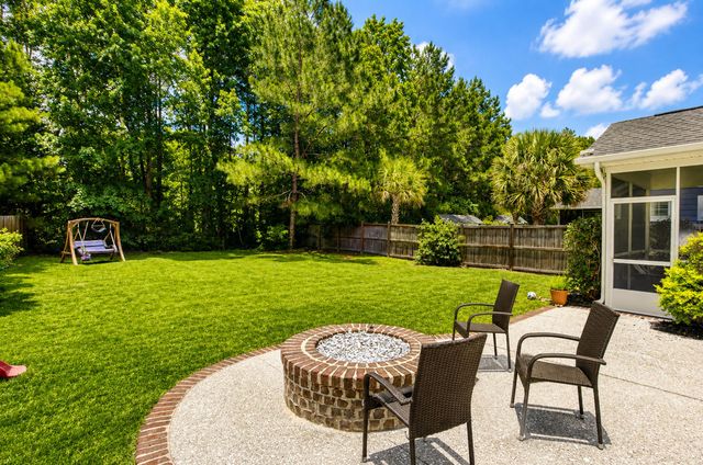 114 Carriage Hill Place, Wando, SC 29492