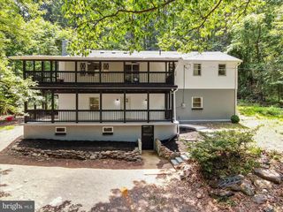 502 WINDSONG RD, Harpers Ferry, WV 25425
