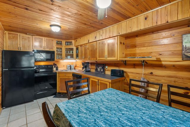 110 Wildwood Road, Shell Knob, MO 65747