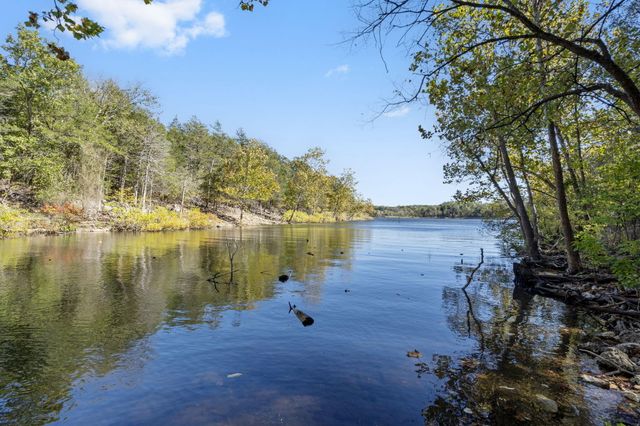 110 Wildwood Road, Shell Knob, MO 65747