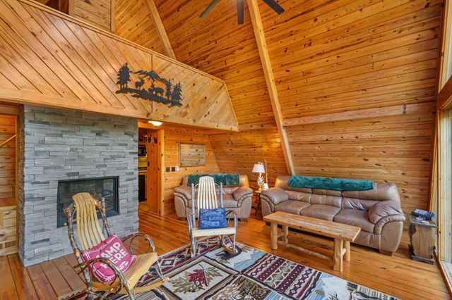 110 Wildwood Road, Shell Knob, MO 65747