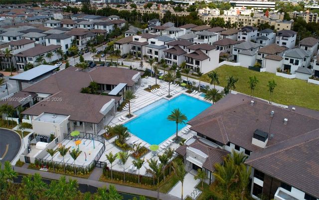 4700 NW 84th Ave 31, Doral, FL 33166