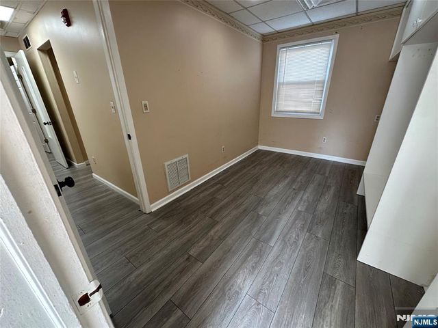 260 Ridge Road 1, Lyndhurst, NJ 07071