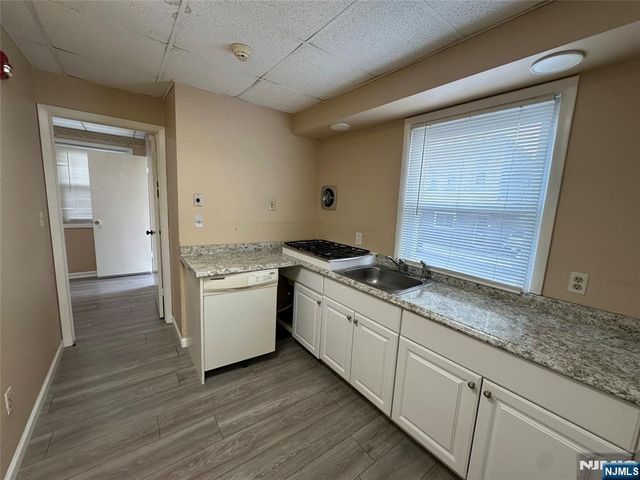 260 Ridge Road 1, Lyndhurst, NJ 07071