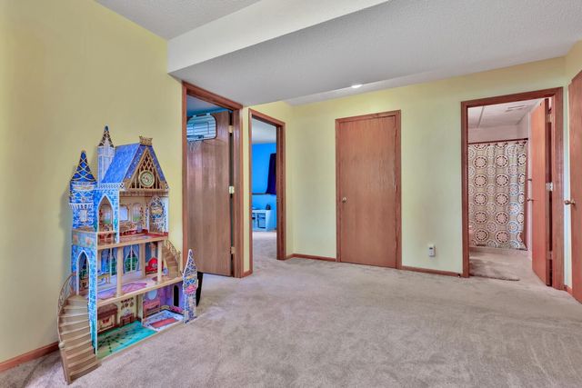 14317 Kipling Avenue S, Savage, MN 55378